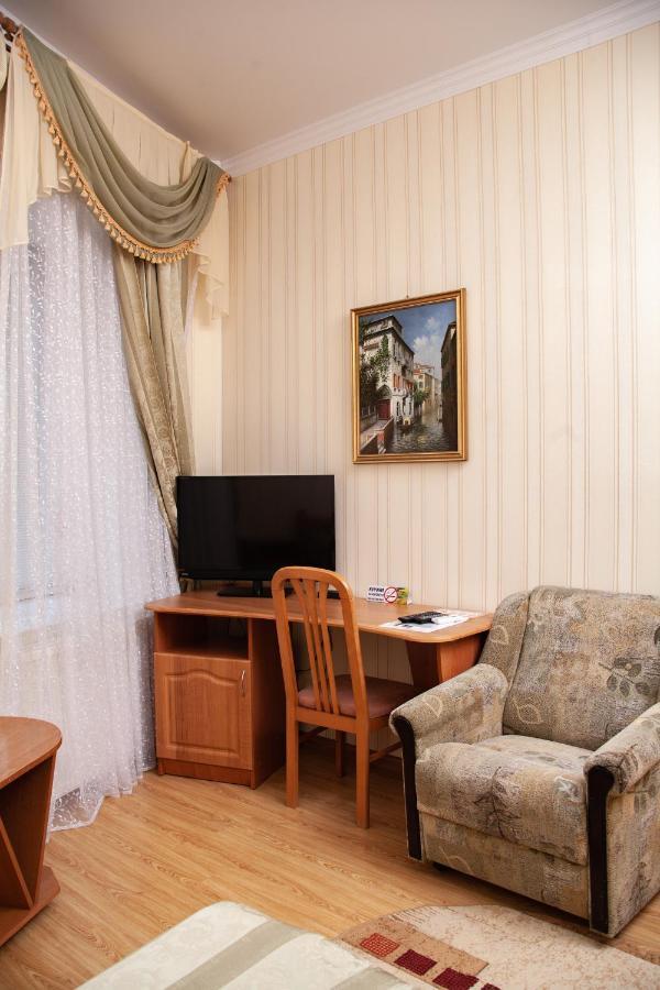 Hotel Piligrim 1 Mykolaiv Exterior foto